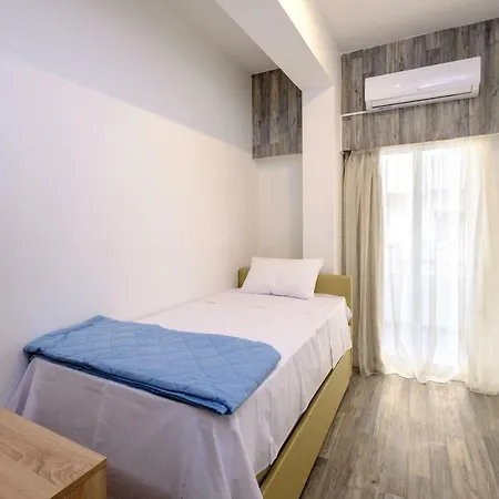Lägenhet Cozy & Central 2bdr | Walk Everywhere | Free Parking Larnaca