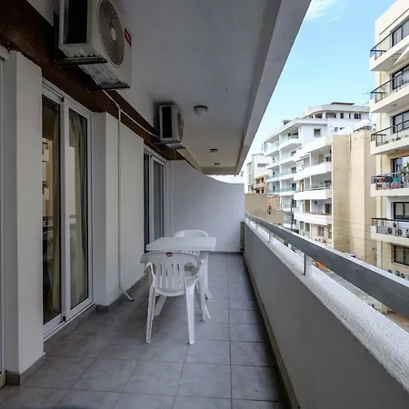 Cozy & Central 2bdr | Walk Everywhere | Free Parking Lägenhet